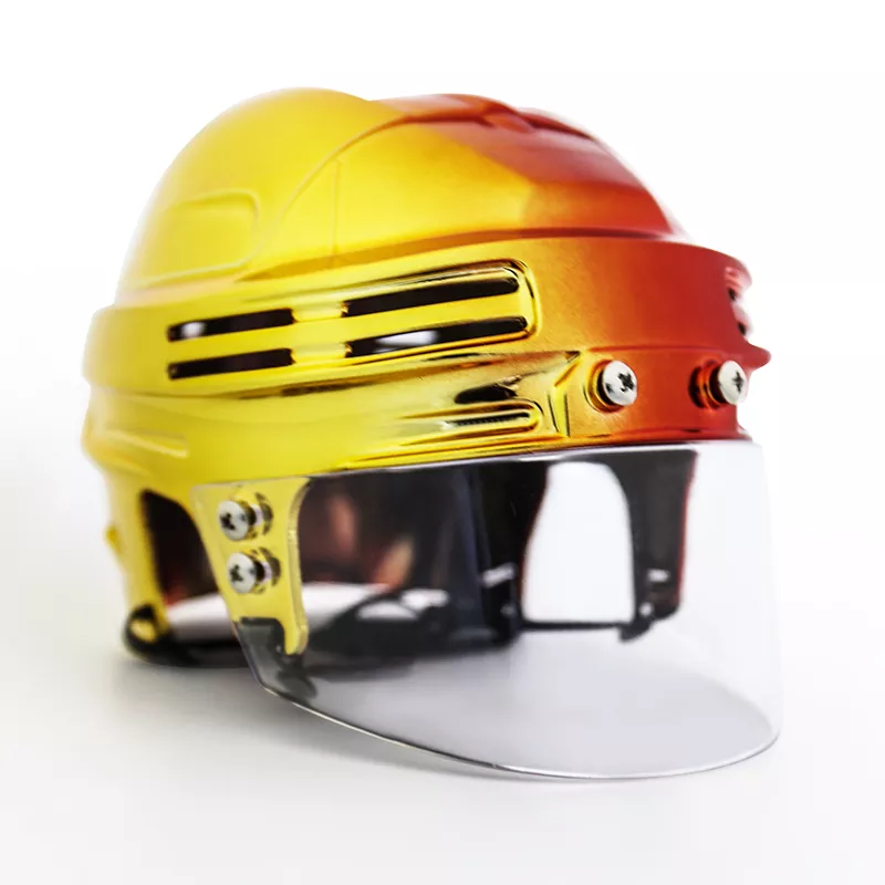 Wyjątkowy mini kask hokejowy na prezent